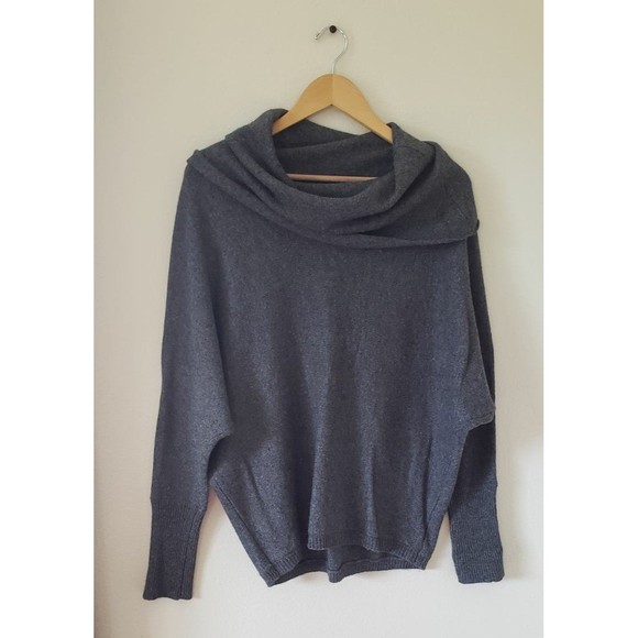 Buffalo Gray Long Sleeve Sweater Size Large - Picture 1 of 5